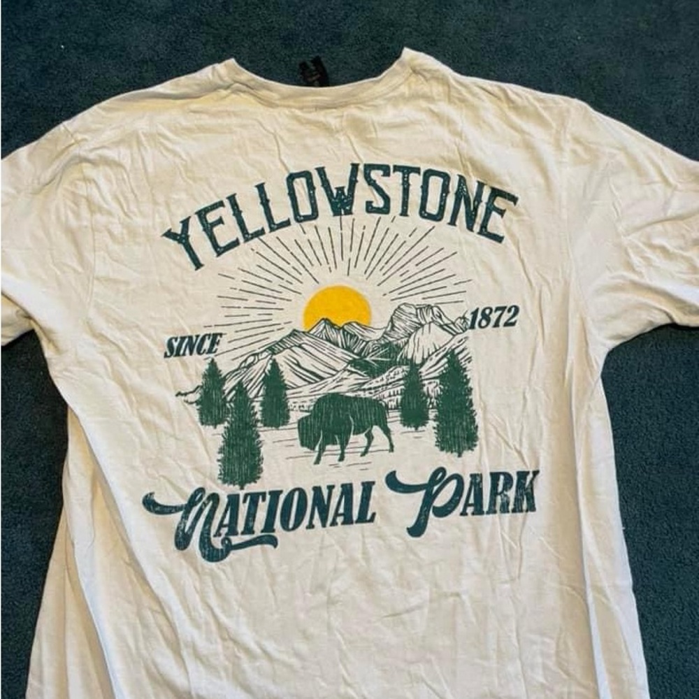 Yellowstone teeshirt